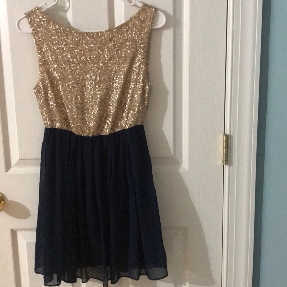 Small Addie brand dress.